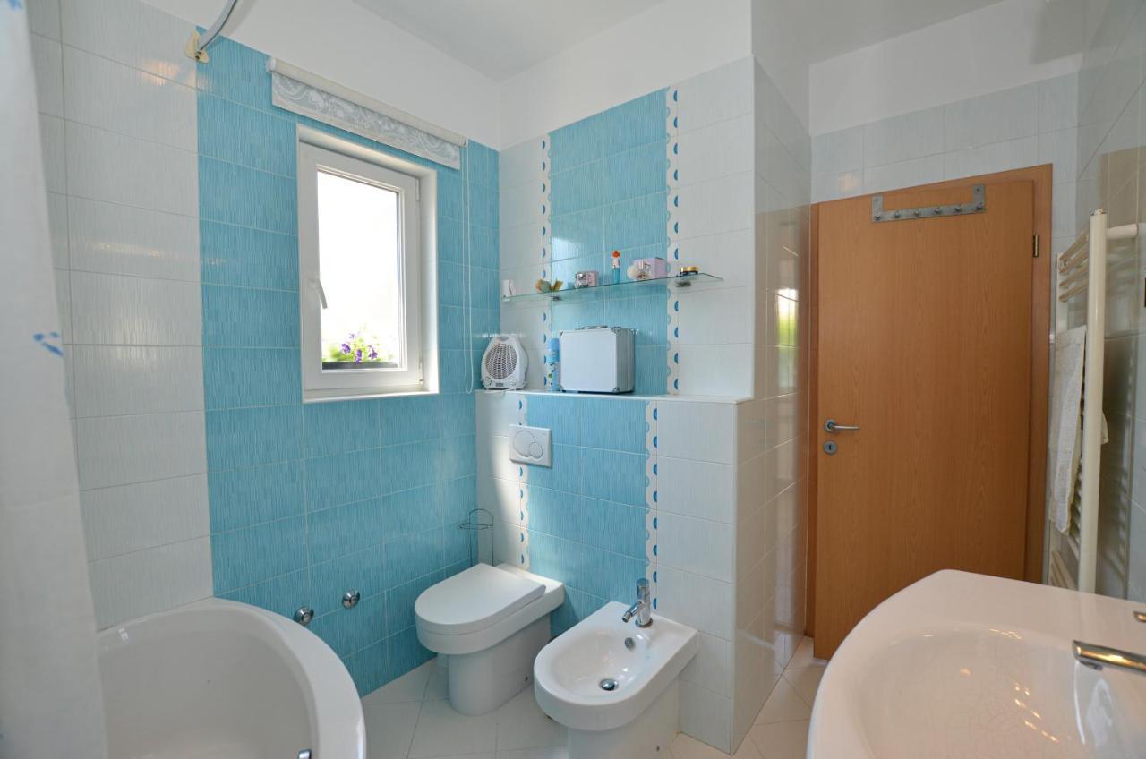 Noemi & Ana Apartment Ровінь Екстер'єр фото
